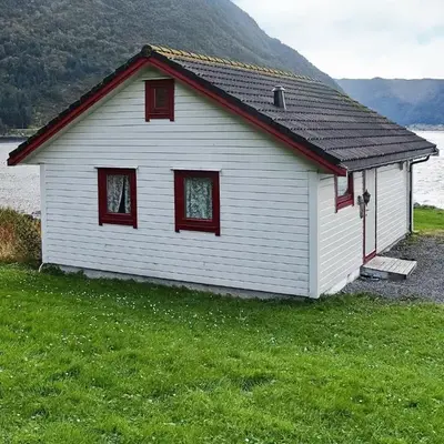 5 person holiday home in Selje-By Traum