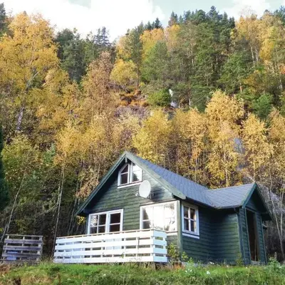 Gorgeous Home In Vallavik With Wifi