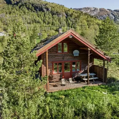 Holiday Home Lona by Interhome