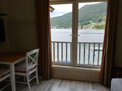 Gallery image of Nedre Amla Fjord Apartment in Kaupanger