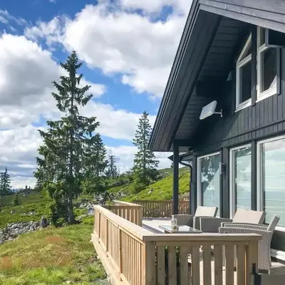 Gorgeous Home In Sjusjøen With Wifi
