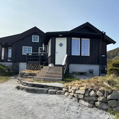 Veslehytta - cabin 1050 moh via amazing view and ambiance
