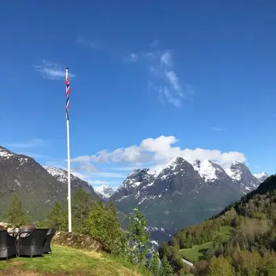 Tunold Gård - Freden