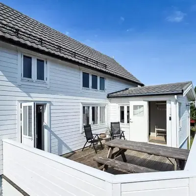 6 person holiday home in Bud