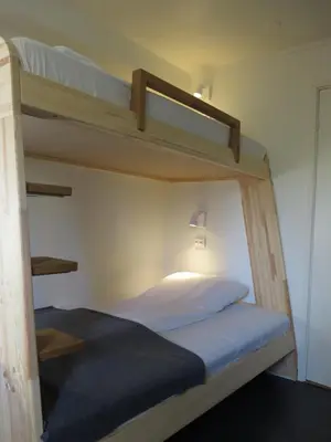 a couple of bunk beds in a room at Hamar Vandrerhjem in Hamar