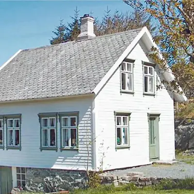 Holiday Home Finnås Lykling