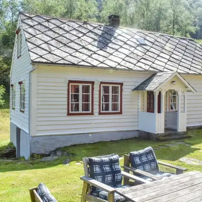 Holiday Home Nordtveitgrend Nedrevågen