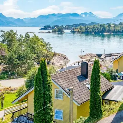 Cozy Home In Hatlestrand With Sauna