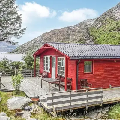 Holiday Home Måløy Husevåg