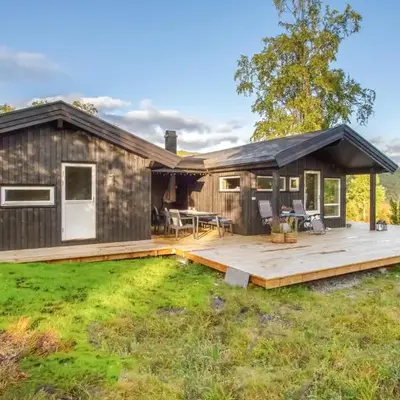 Cozy Home In Sykkylven With Kitchen