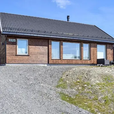 4 Bedroom Cozy Home In Sjusjøen