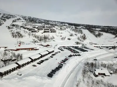 an aerial view of a ski resort in the snow at Lisletun in Hovden