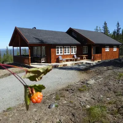 Ny hytte i flott turterreng