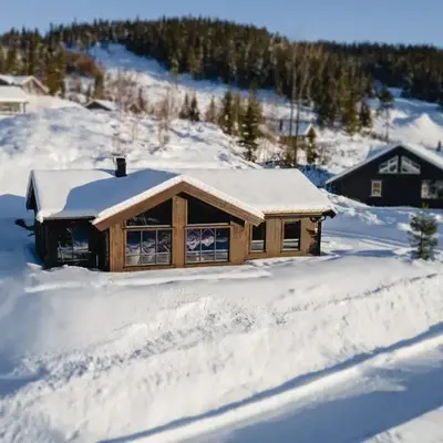 Moderne ski-in & ski-out hytte i Valdres